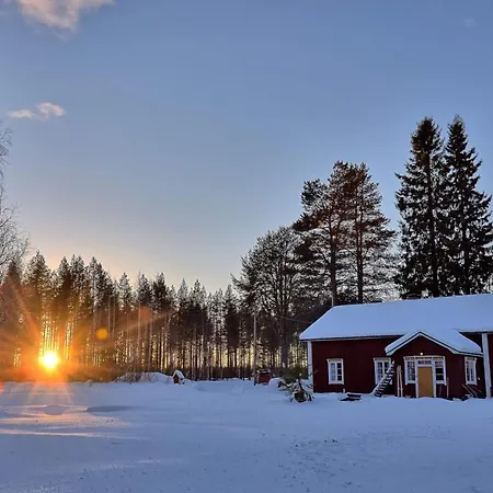 公寓 Saariniemi - An Authentic Country Estate In Lapland *